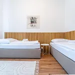 Design Lužánky Apartamento *